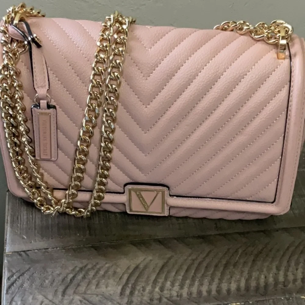 Victora Secret Pale Pink Quilted Shoulder Crossbody - Picture 9 of 9